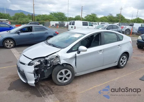 2015 Toyota Prius Five/Four/Persona Series Special Edition/Three/Two z USA, uszkodzony, nr VIN JTDKN3DU6F0421707
